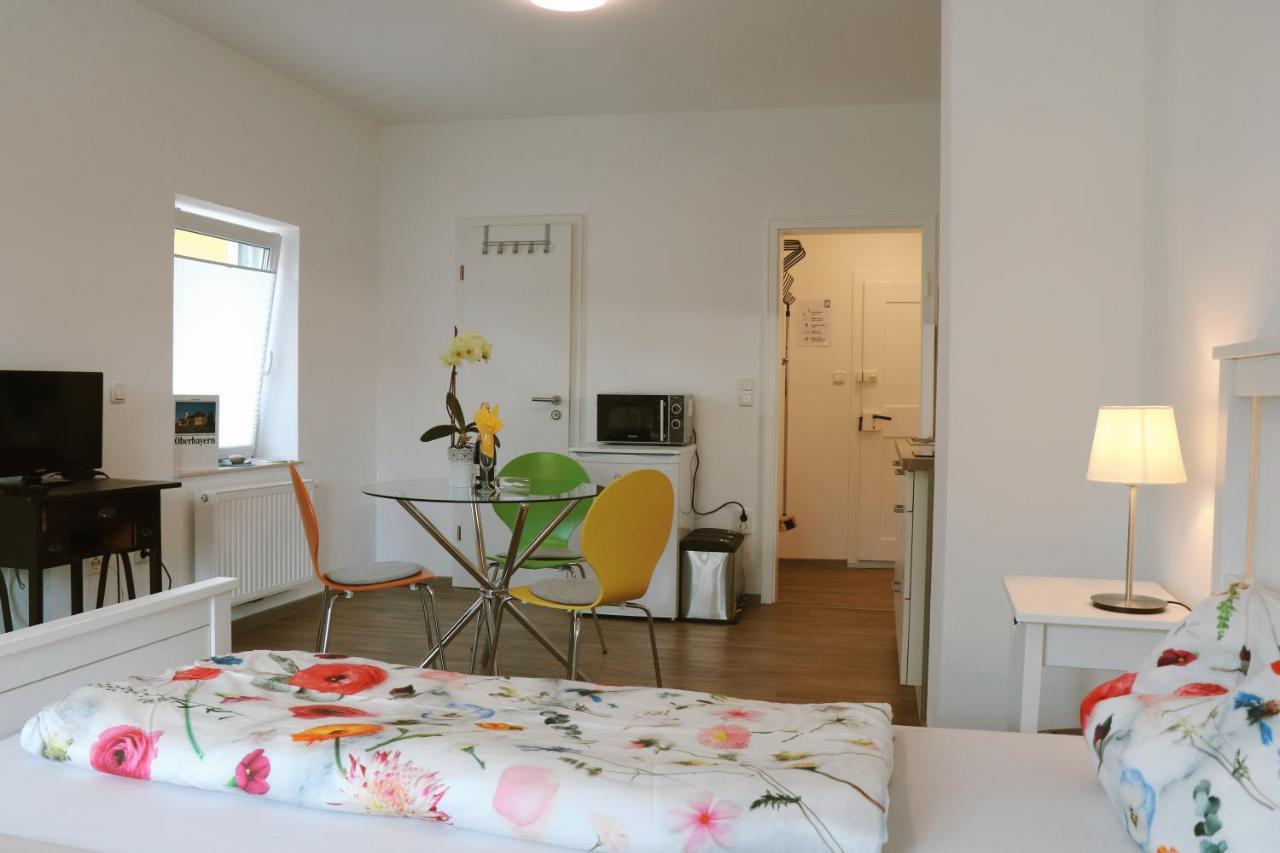 Helles Apartment Fuer 1-2 Pers. Mit Parkplatz Und Wifi Kraiburg am Inn المظهر الخارجي الصورة