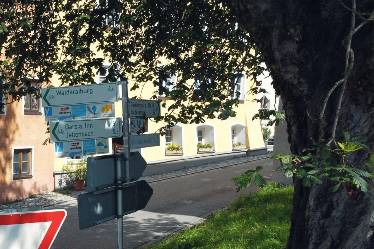 Helles Apartment Fuer 1-2 Pers. Mit Parkplatz Und Wifi Kraiburg am Inn المظهر الخارجي الصورة
